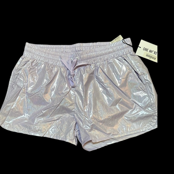 New! Zyia Lilac shine Bomber shorts - Picture 1 of 2